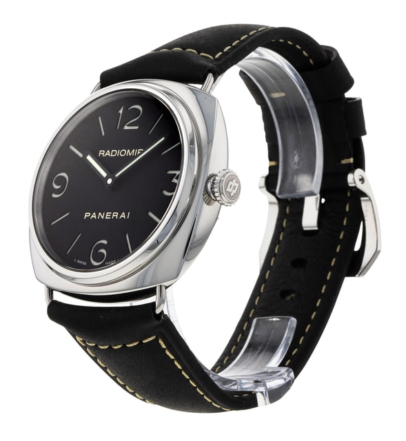 Panerai Radiomir Manual PAM00210 Image 2
